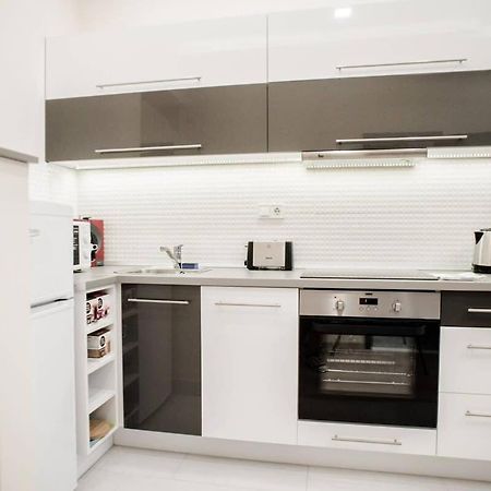 New Luxury Apartment In The Center With A/C Budapest Exteriör bild