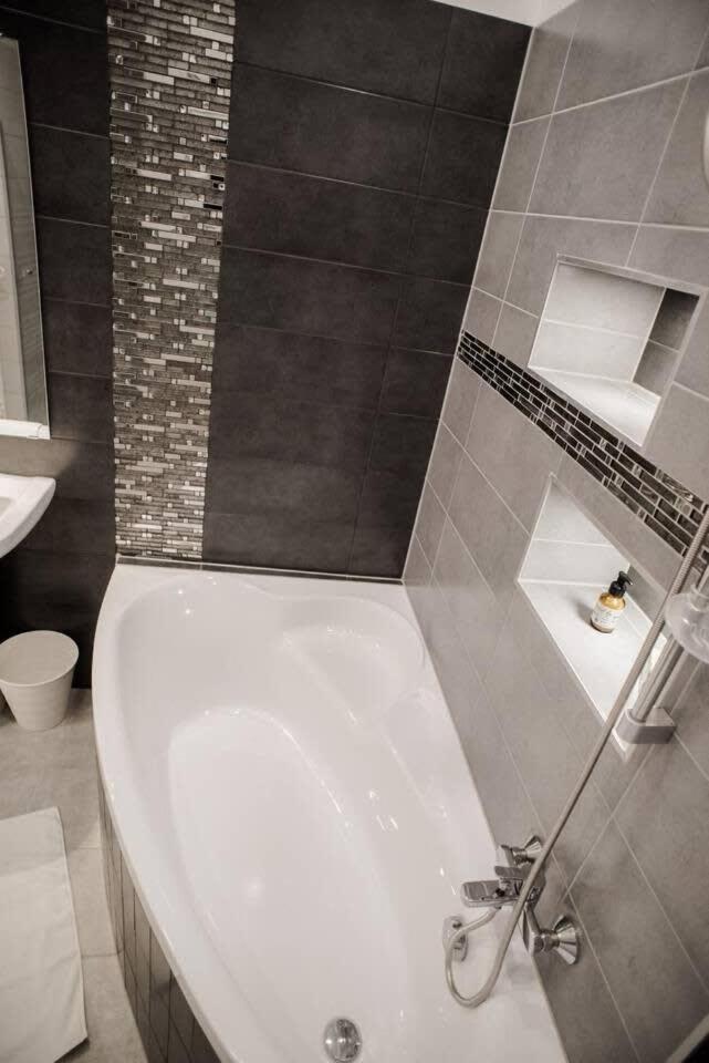 New Luxury Apartment In The Center With A/C Budapest Exteriör bild