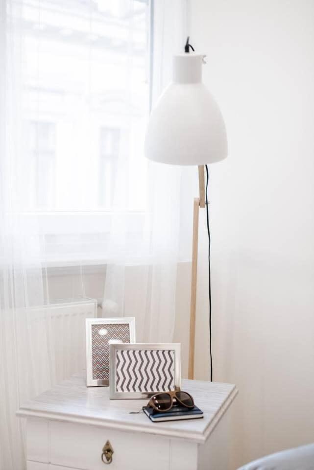 New Luxury Apartment In The Center With A/C Budapest Exteriör bild