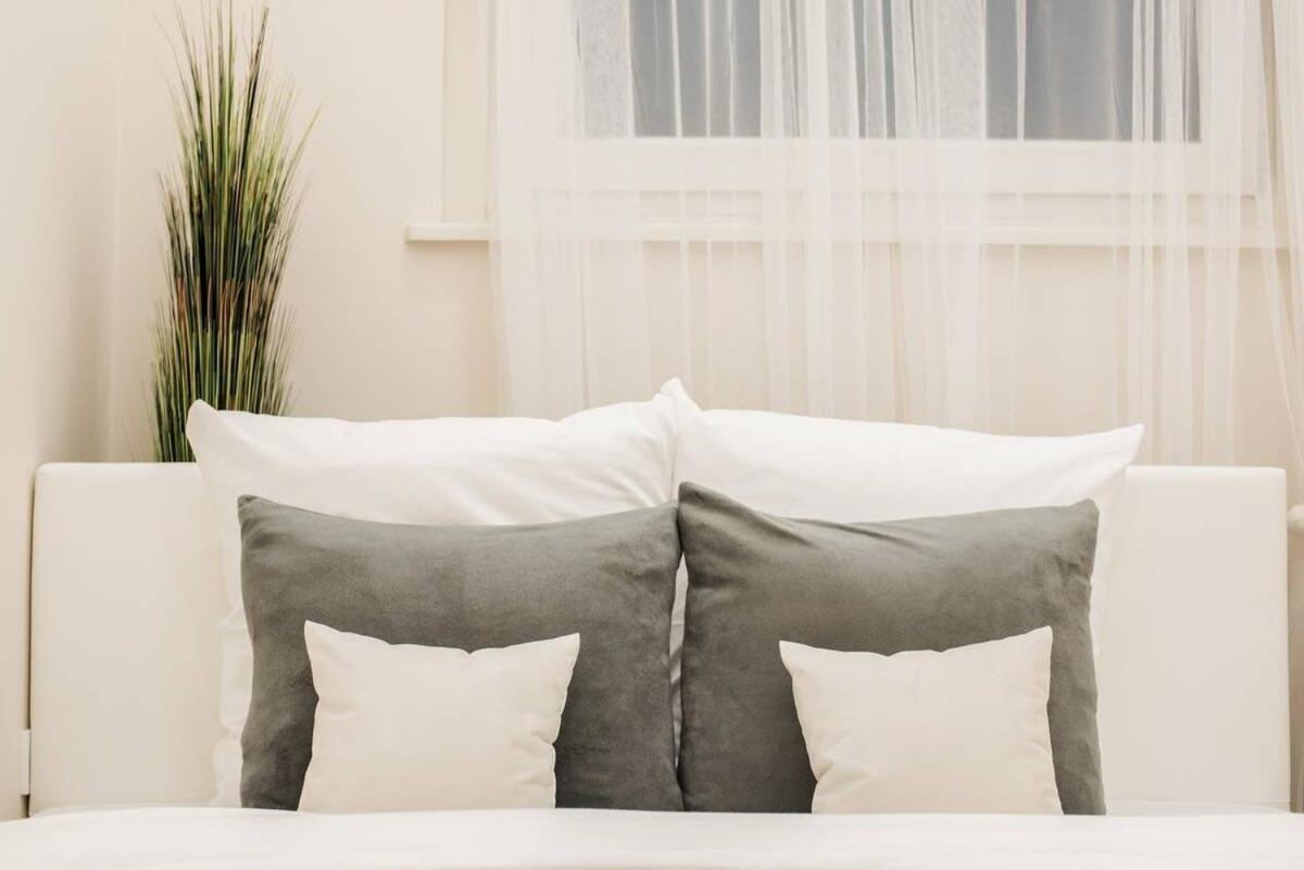 New Luxury Apartment In The Center With A/C Budapest Exteriör bild